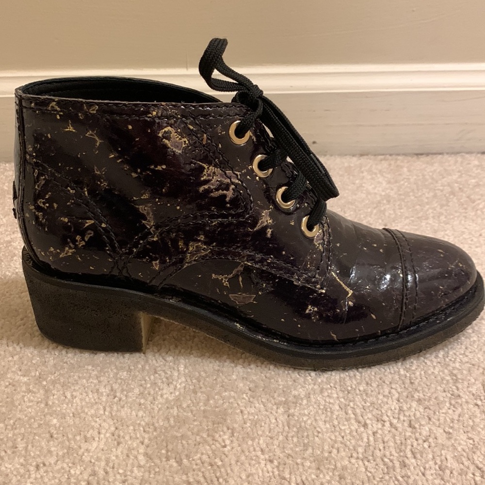 CHANEL Black Leather Lace-Up Ankle Boots w/ Gold Grommets & Scattered Flecks - Picture 4 of 7